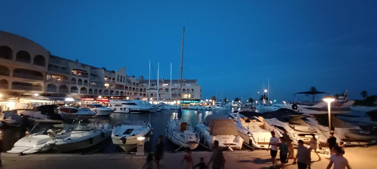 La Gavine Studio Vue Mer Hyeres Exterior photo